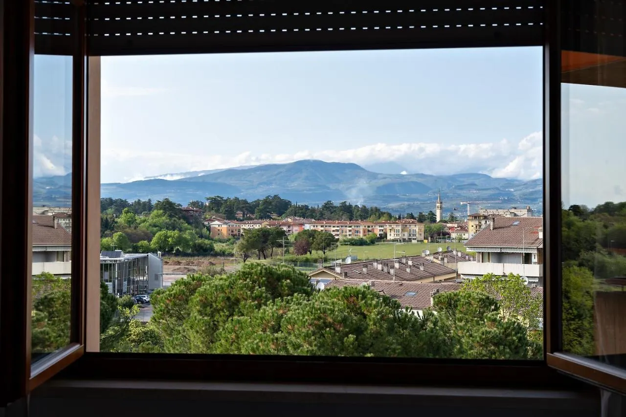 Pitagora Apartment Verona 0*,  Italy